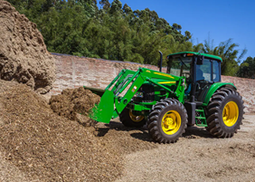 Tratores agrícolas pequenos: produtividade e versatilidade para o dia a dia no campo