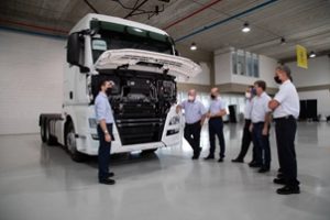 VW Caminhões e Ônibus oferece curso de condução econômica a concessionários