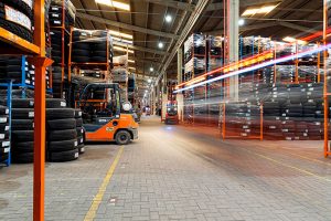 Maior distribuidora de pneus do Brasil avança na digitalização para atender setor estratégico da economia