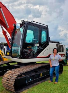 Mulheres conquistam espaço no setor de equipamentos para construção e mineração